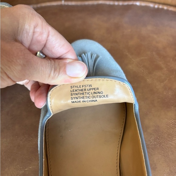J Crew Cora Gray Suede Leather Casual Tassel Loafers Preppy Feminine Size 7.5 - Picture 6 of 7